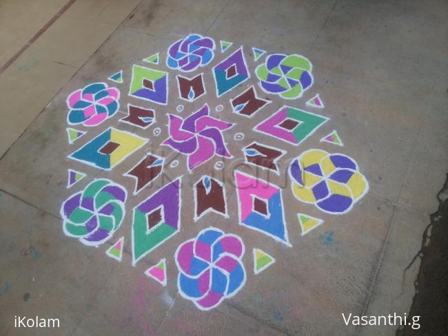 Rangoli: kolam with dots