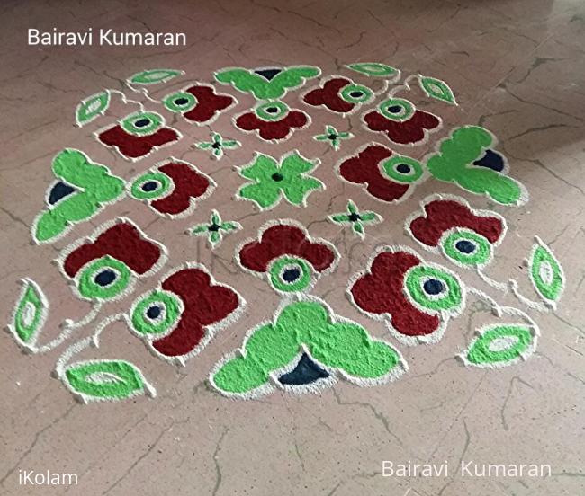 Rangoli: Maargazli kolam day 3