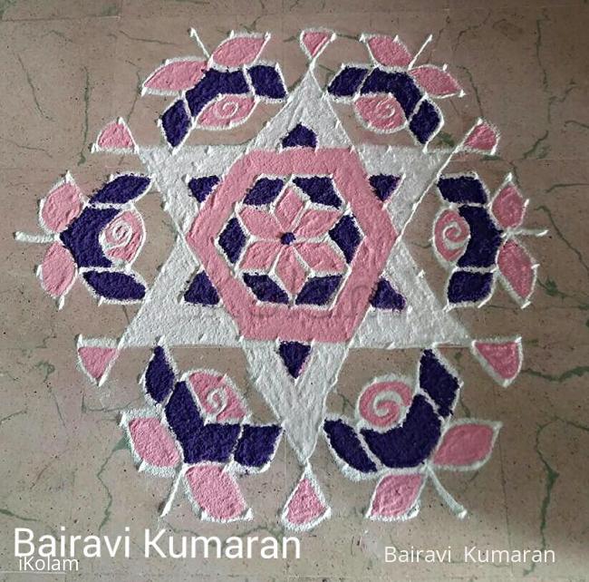 Rangoli: Maargazli kolam day 5