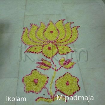 Rangoli: lotus