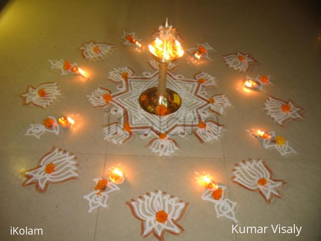 Rangoli: Maakolam