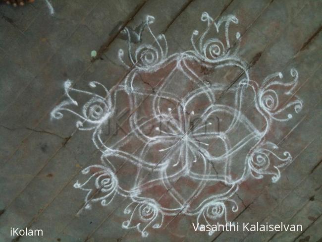 Rangoli: simple daily kolam