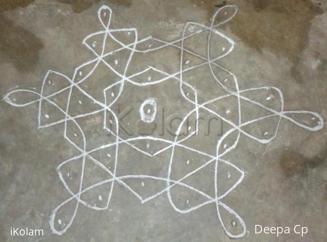 Rangoli: chikku kolam