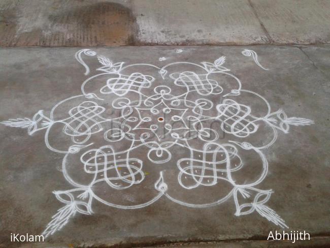 Rangoli: Jithu's chikku kolam