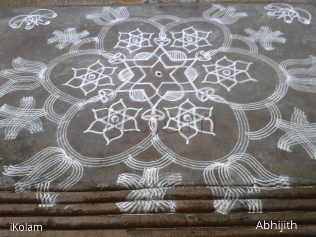 Rangoli: White stars