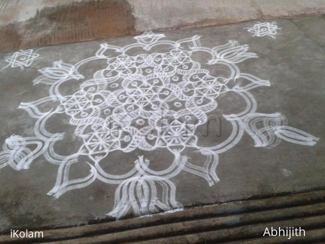 Rangoli: Star kolam