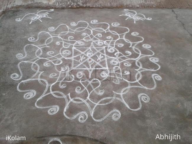 Rangoli: Freehand  rangoli