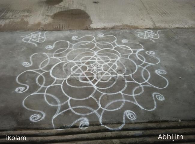 Rangoli: Star rangoli