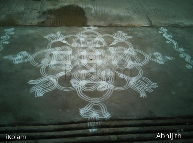 Rangoli: Friday kolam