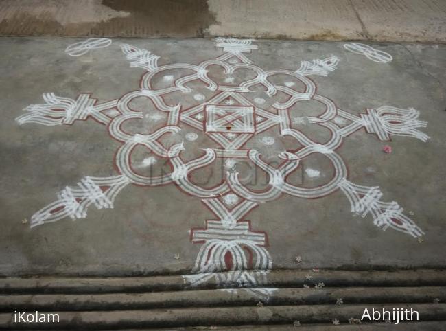 Rangoli: Friday Padi kolam