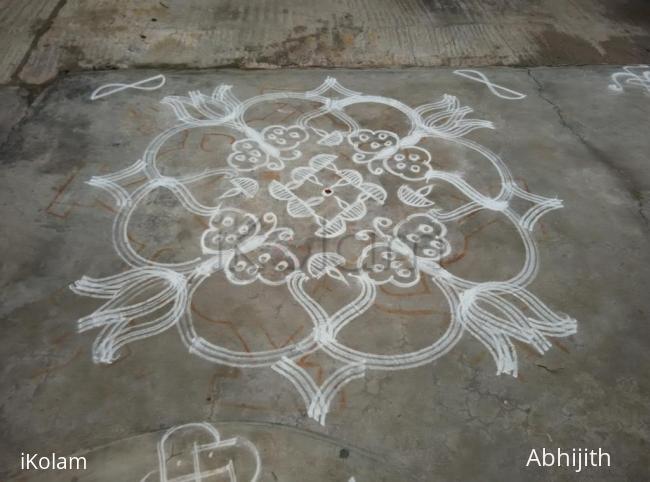 Rangoli: Butterflies with diyas