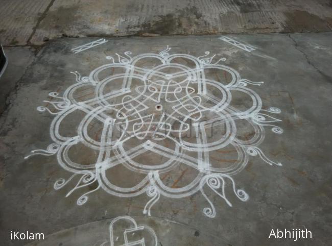 Rangoli: Chikku in a star