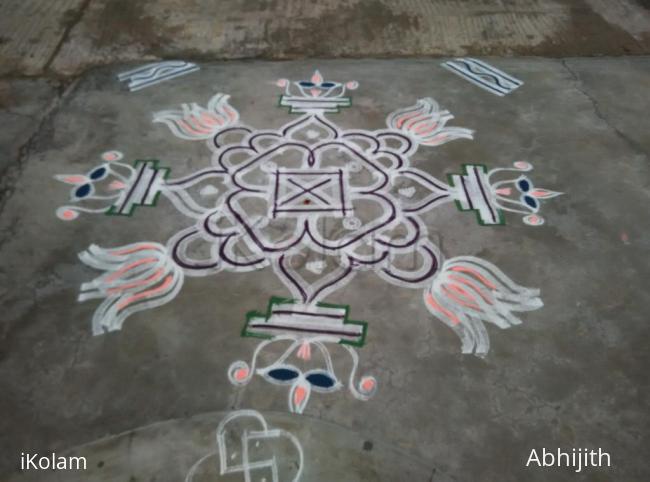 Rangoli: Padi kolam