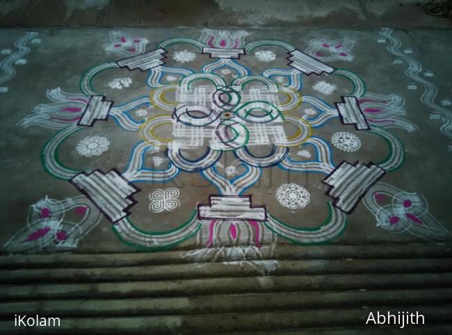 Rangoli: Friday kolam