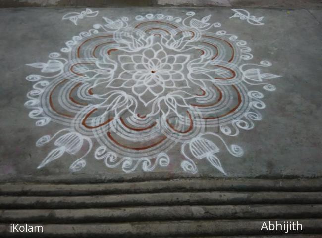 Rangoli: Lotus with lamps