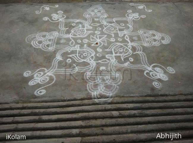 Rangoli: Fish kolam