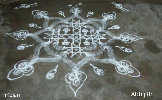 Rangoli: Simple  Kolam 