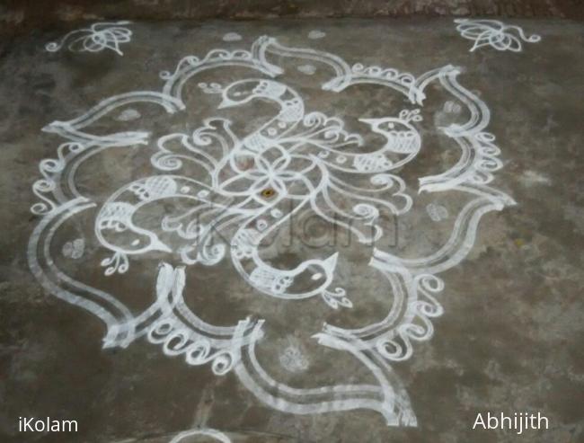 Rangoli: Peacocks from a flower 