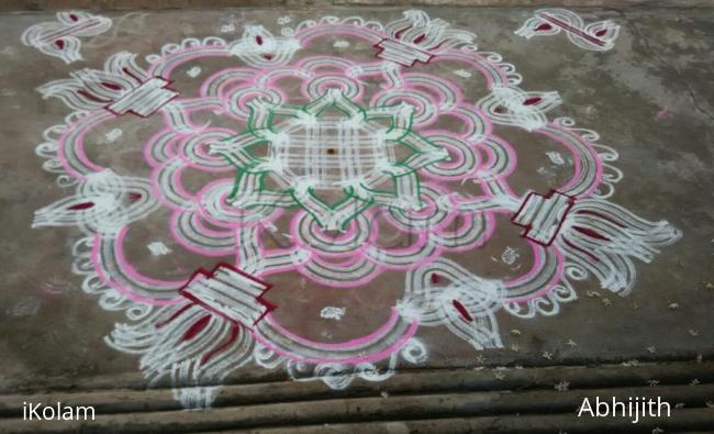 Rangoli: Padi kolam