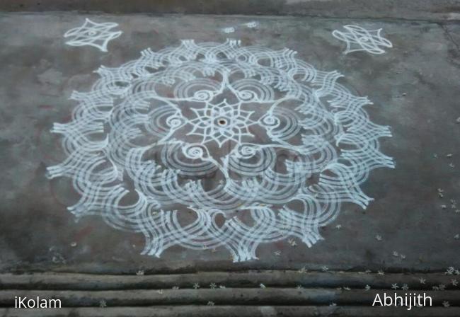 Rangoli: Sangu rangoli