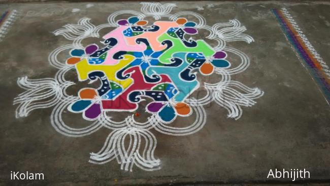 Rangoli: Margazhi kolam