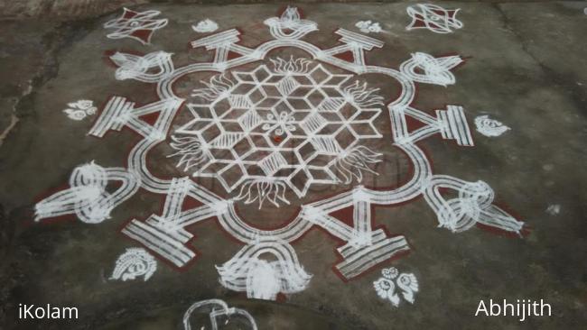 Rangoli: Tuesday kolam