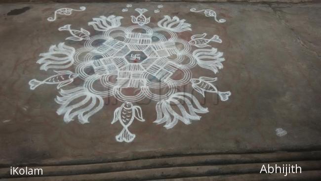 Rangoli: Simple  padi Kolam 