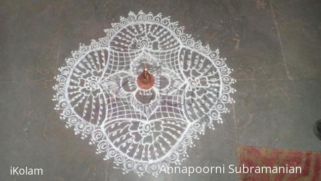 Rangoli: free hand kolam