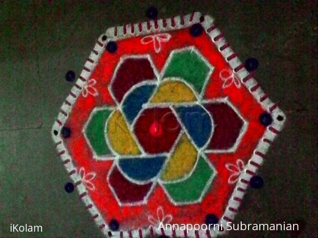 Rangoli: margazhi kolam