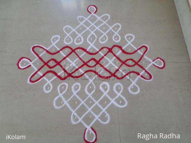 Rangoli: Red & White chikku