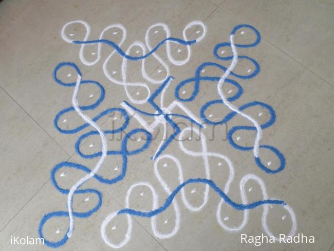 Rangoli: Blue Wave Chikku