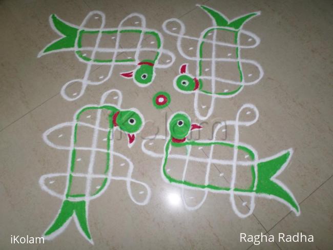 Rangoli: CHIKKU PARROTS