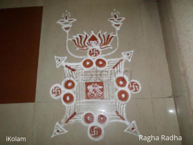 Rangoli: PADI KOLAM