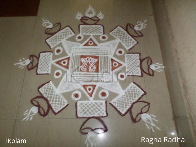 Rangoli: Friday Padi Kolam