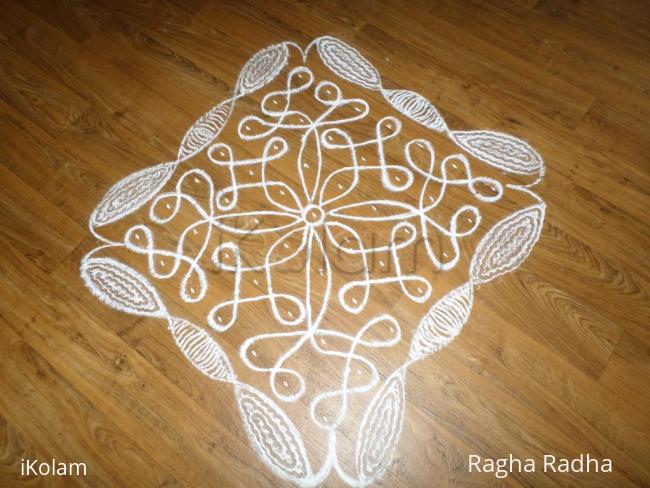 Rangoli: 7X7Easy Chikku Rangoli