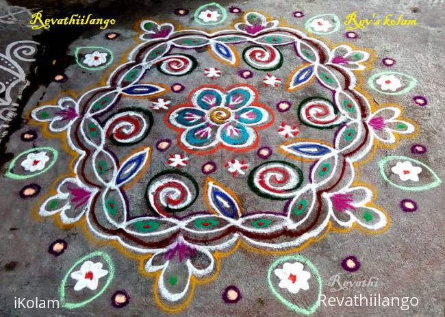 Rangoli: Rev's daily kolam.