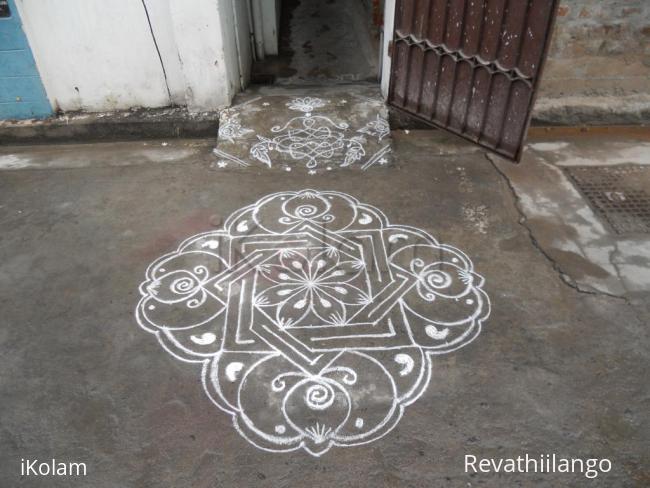 Rangoli: Very simple and different kolam in white.