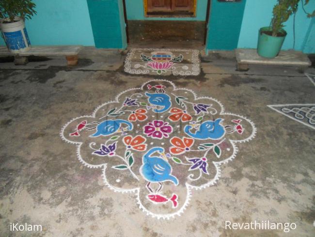 Rangoli: Crane & fish kolam.