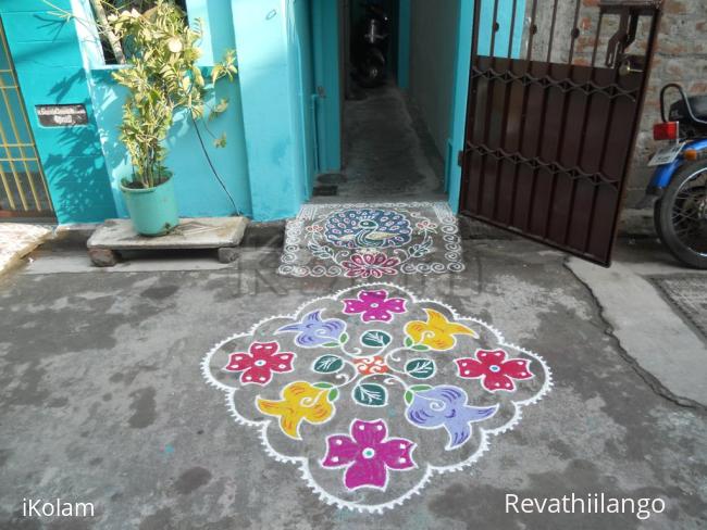 Rangoli: Flowers kolam.