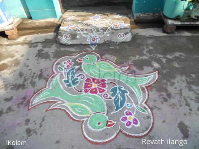 Rangoli: Twisted parrots.