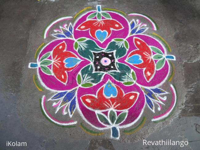 Rangoli:  Inkey Pinkey Ponkey Kolam.