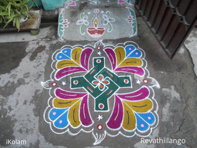 Rangoli: Swasthik kolam