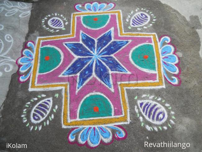 Rangoli: Padikolam.