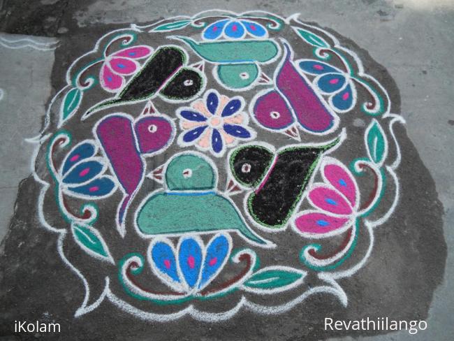 Rangoli: Val kuruvi kolam.