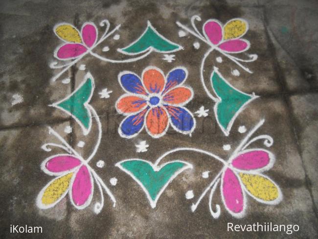 Rangoli: Simple & attractive kolam.