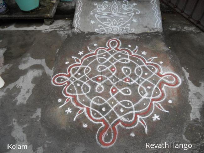 Rangoli: Rev's Daily chikku kolam.