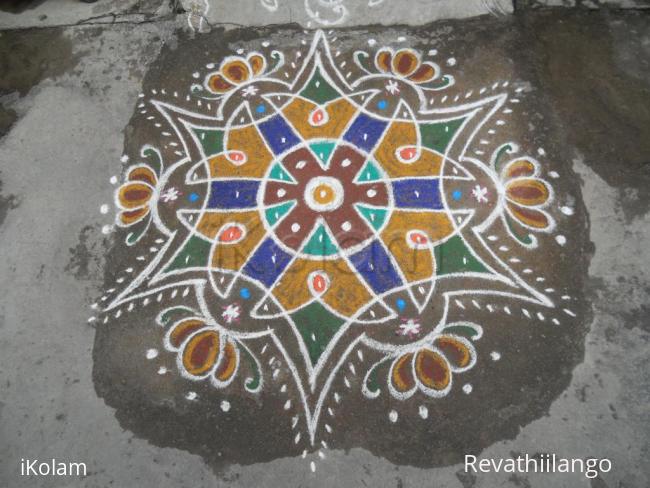 Rangoli: Rev's new star chikku creation on the spot.