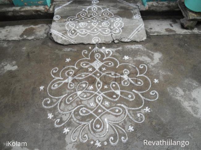 Rangoli: Rev's daily kolam new one.