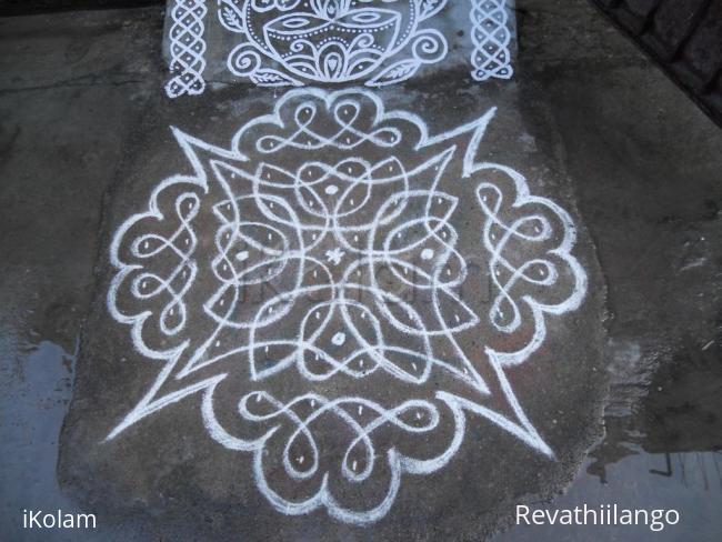 Rangoli: Rev's chikku kolam.