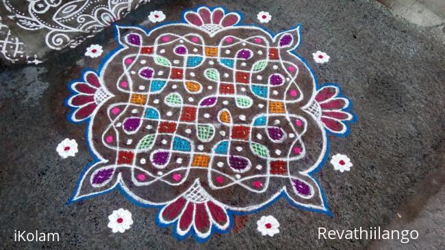 Rangoli: Rev's chikku kolam 13.